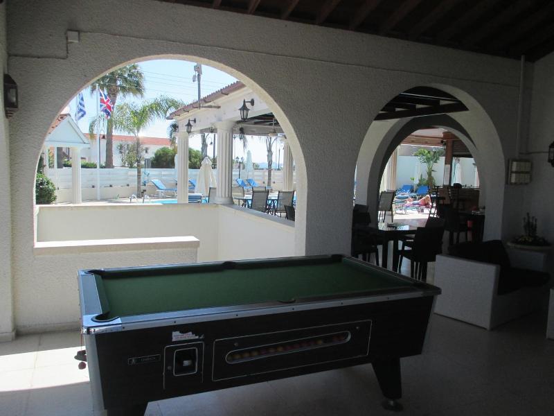 Tsialis Hotel Apts image