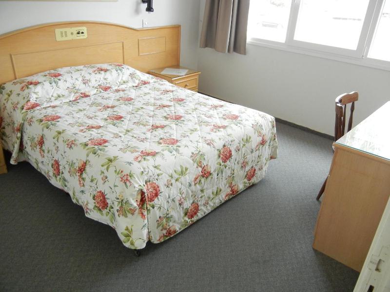 Tsialis Hotel Apts image