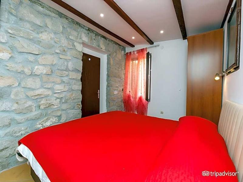 Garden Apartment Hotel image