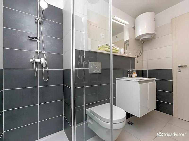 Garden Apartment Hotel image