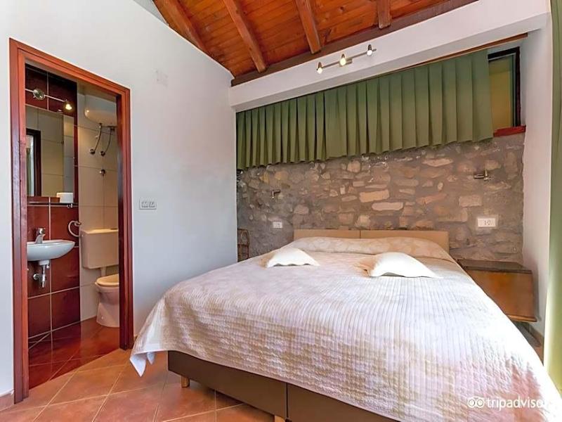 Garden Apartment Hotel image
