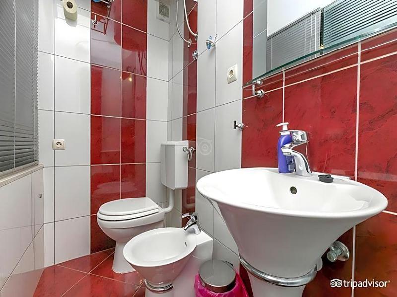 Garden Apartment Hotel image