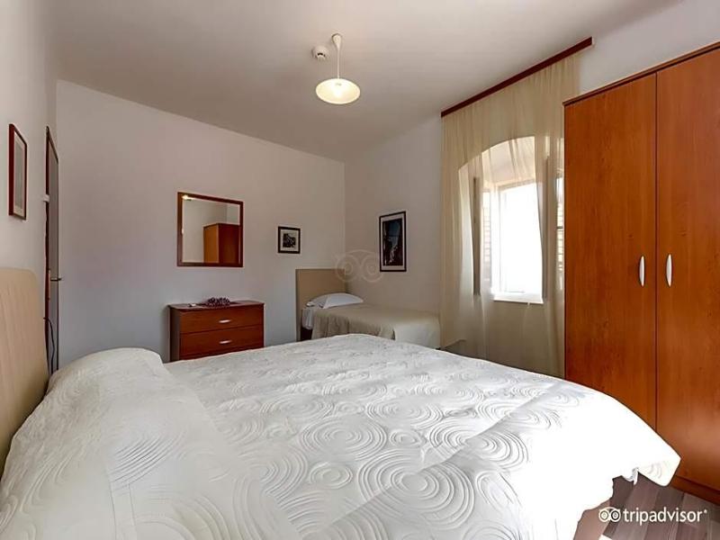 Garden Apartment Hotel image