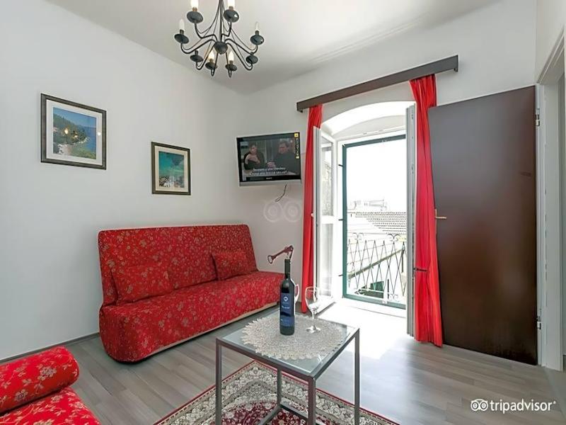 Garden Apartment Hotel image