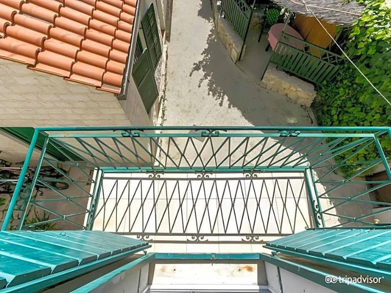 Garden Apartment Hotel image