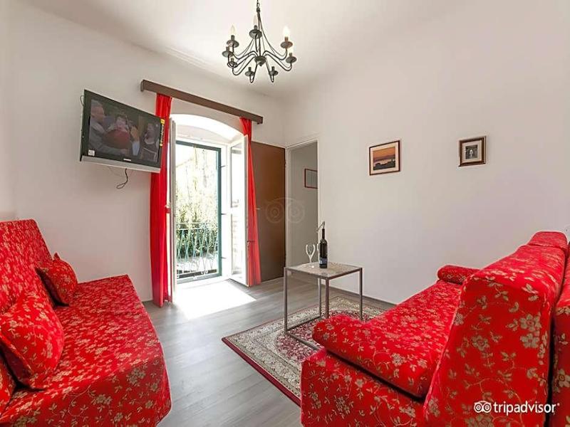 Garden Apartment Hotel image