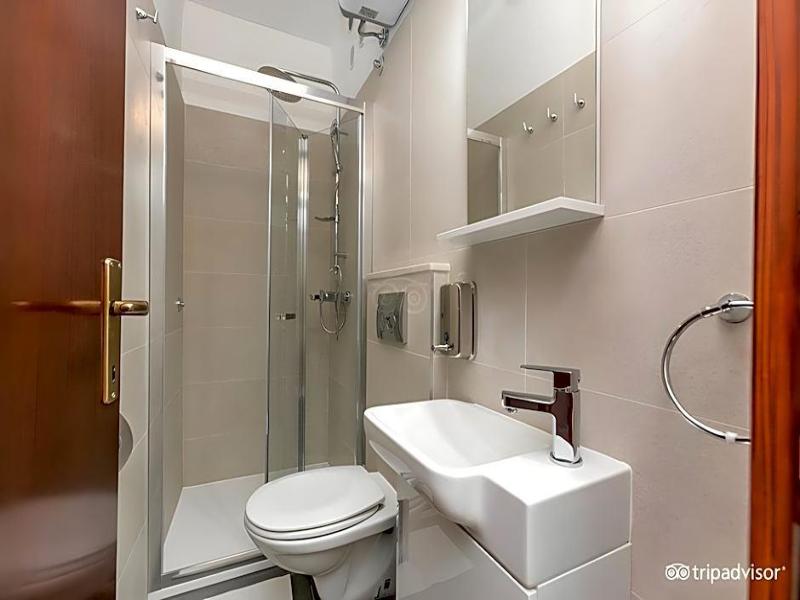 Garden Apartment Hotel image