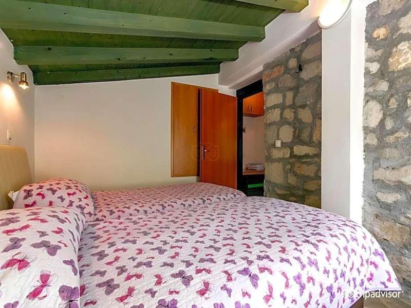Garden Apartment Hotel image