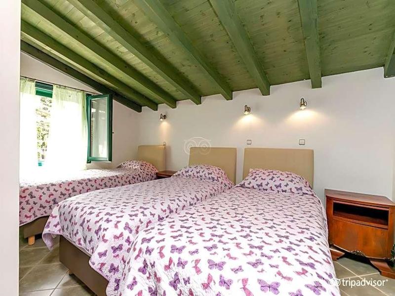Garden Apartment Hotel image