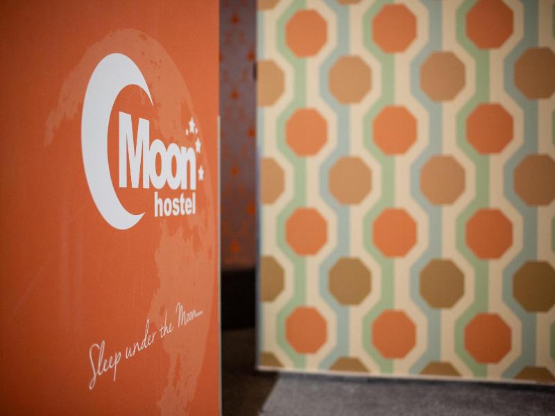 Moon Hostel Wroclaw image