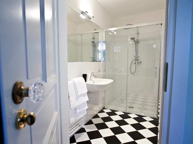 Crystal Suites chez Helena image