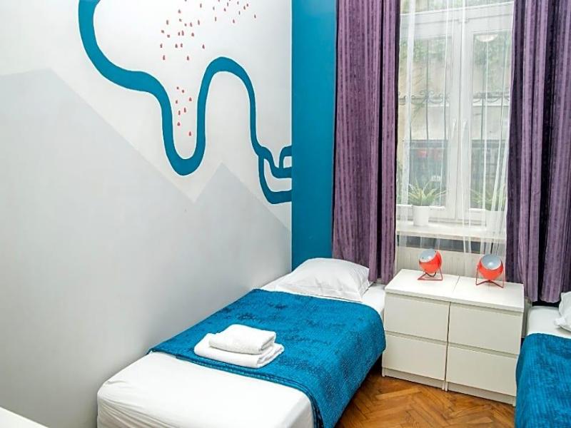 Red Kurka Apartments image