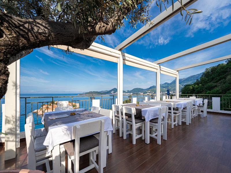 Hotel Adrovic image