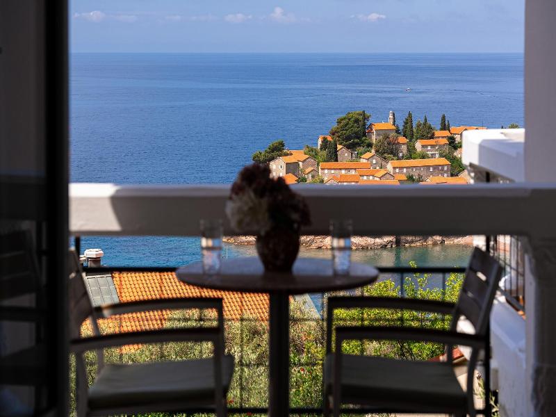 Hotel Adrovic image