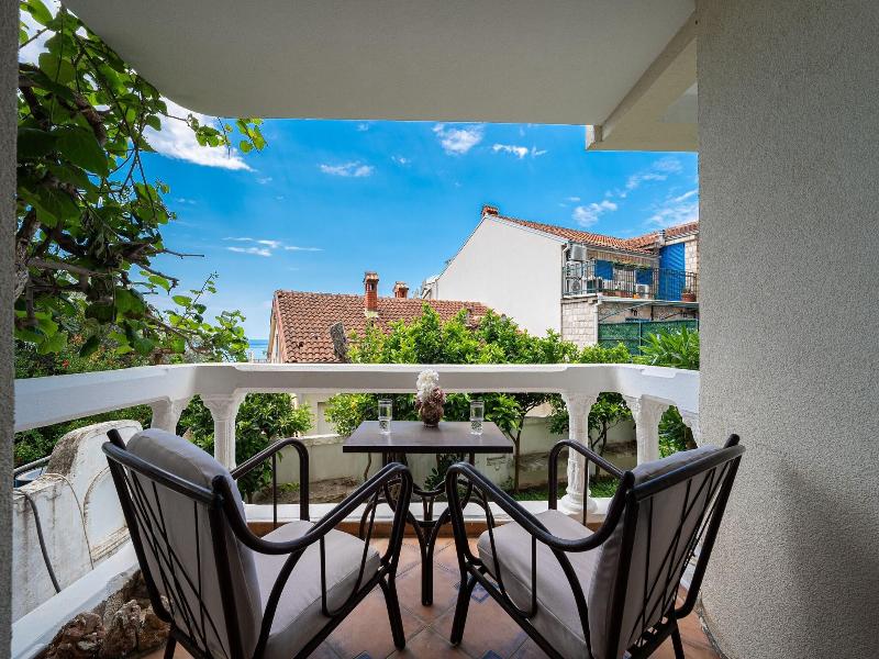 Hotel Adrovic image
