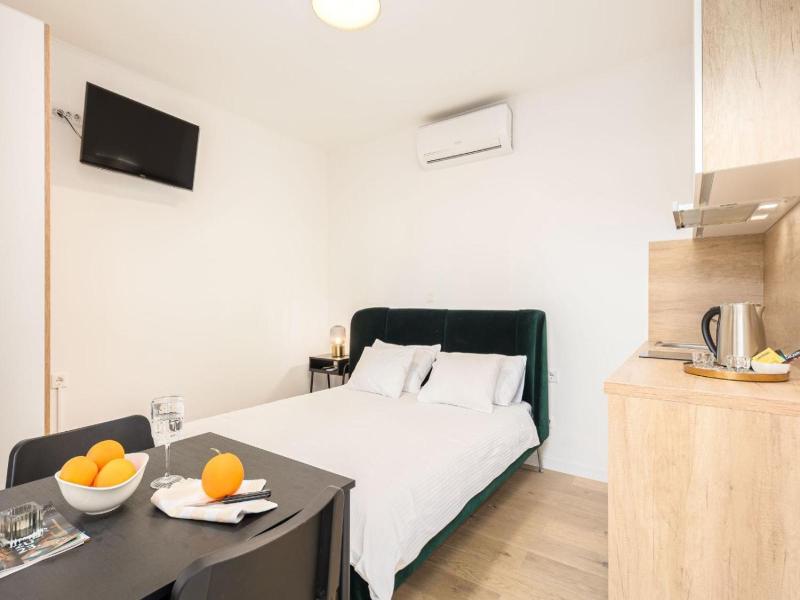 Rooms & Apartments Buble — general view