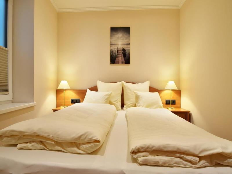 Seeböckenhotel Zum Weißen Hirschen image
