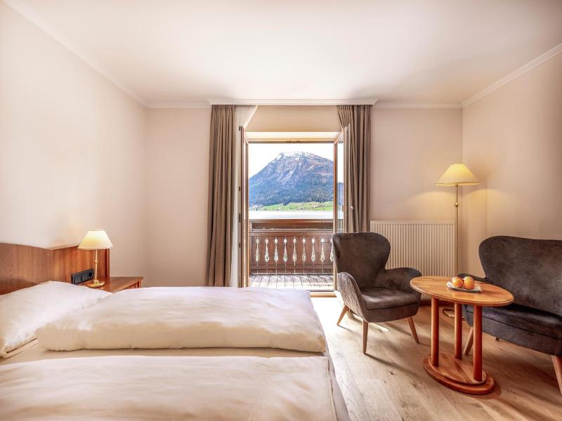 Seeböckenhotel Zum Weißen Hirschen image