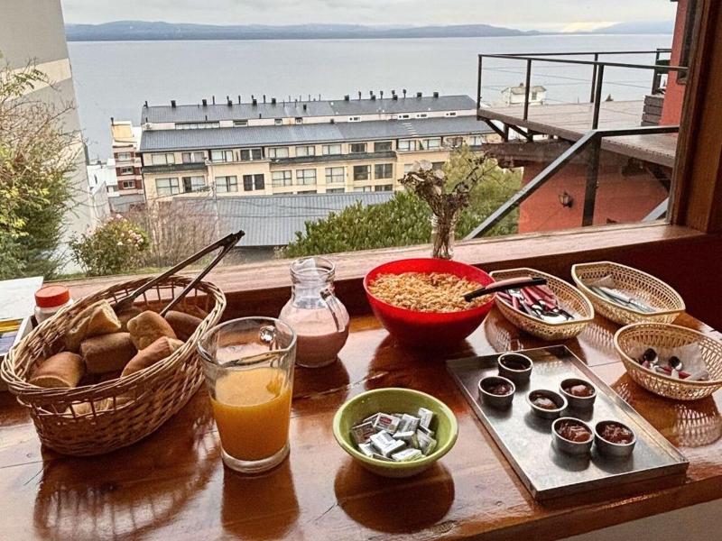 Hostel Inn Bariloche image