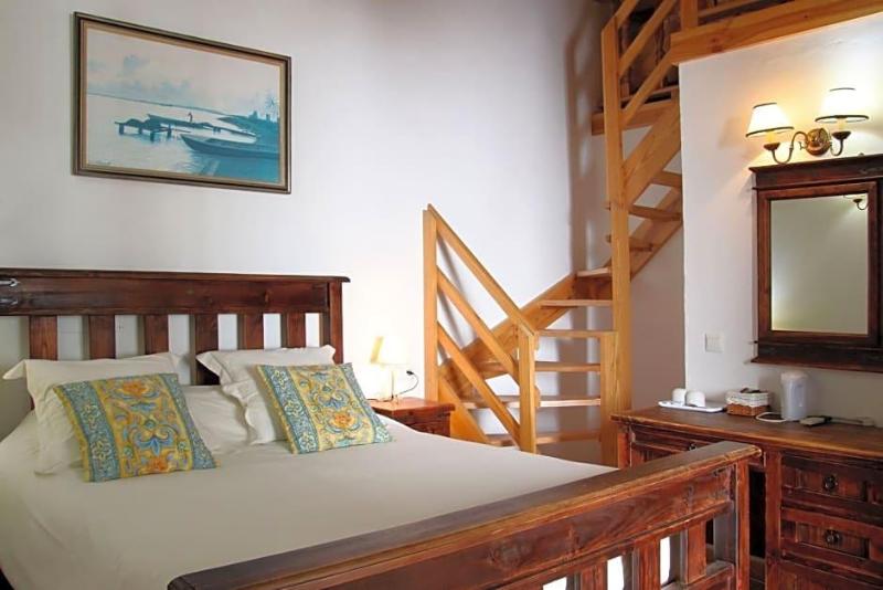 Molino Cuatro Paradas image