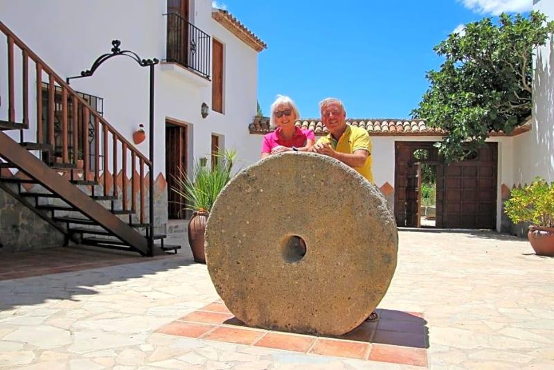 Molino Cuatro Paradas image
