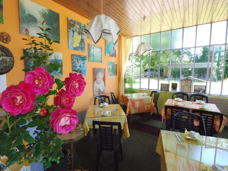 Hotel Rose image