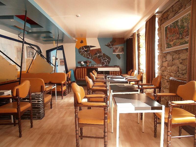 Hotel Modern image