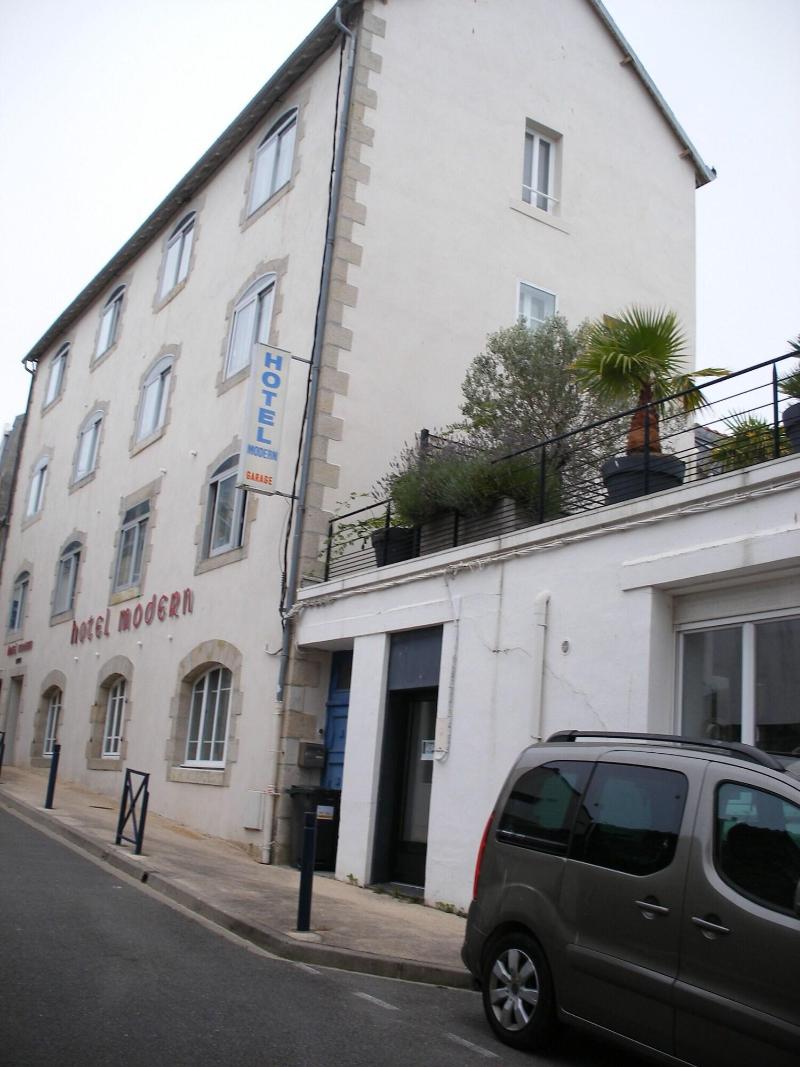 Hotel Modern image