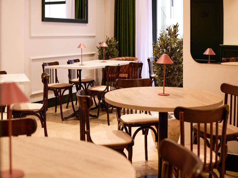 Honest Granada Hotel