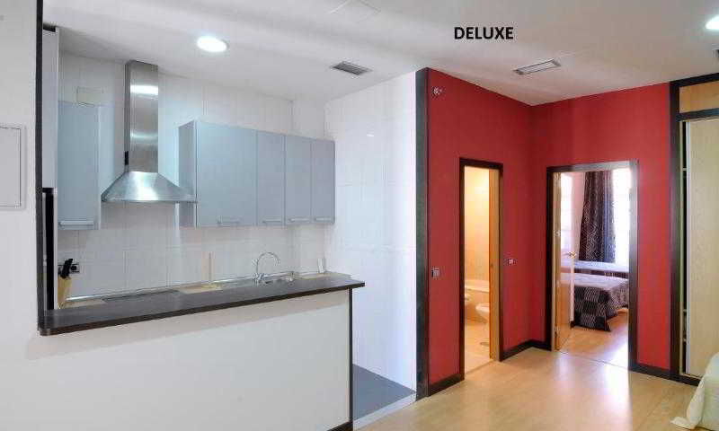 Apartamentos El Tiempo image