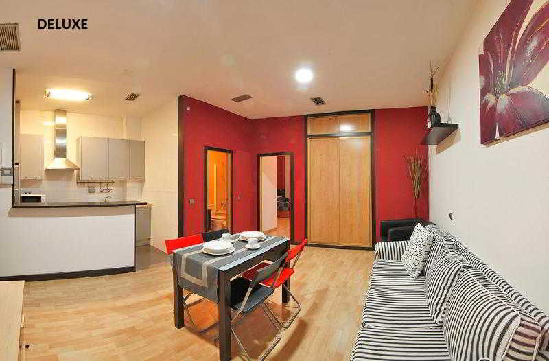 Apartamentos El Tiempo image