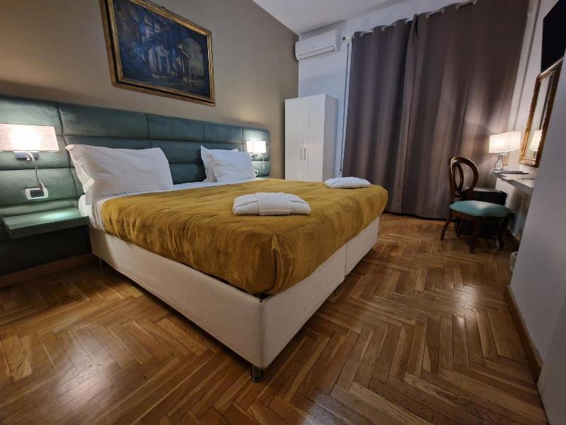 Sweet Home Parioli image