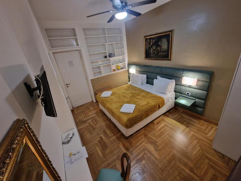 Sweet Home Parioli image