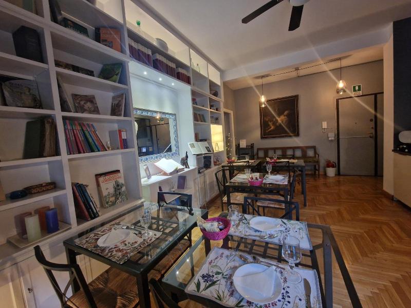 Sweet Home Parioli image