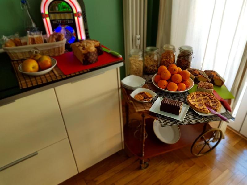 Sweet Home Parioli image