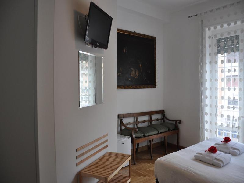 Sweet Home Parioli image