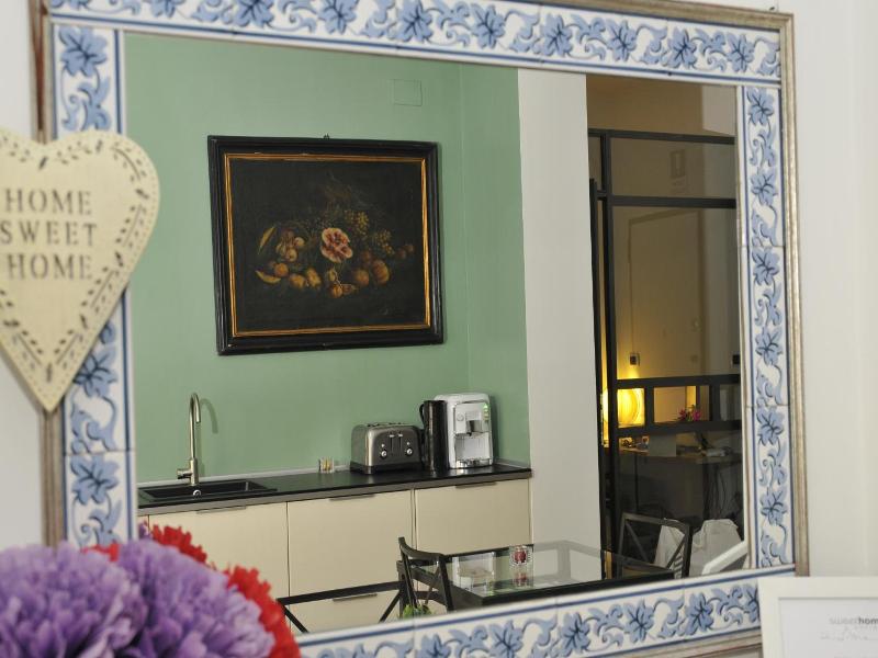 Sweet Home Parioli image