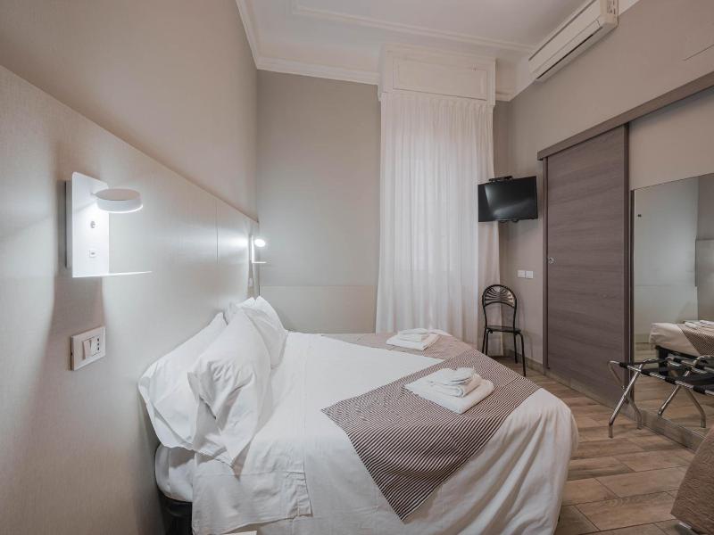 Hotel Bogart image