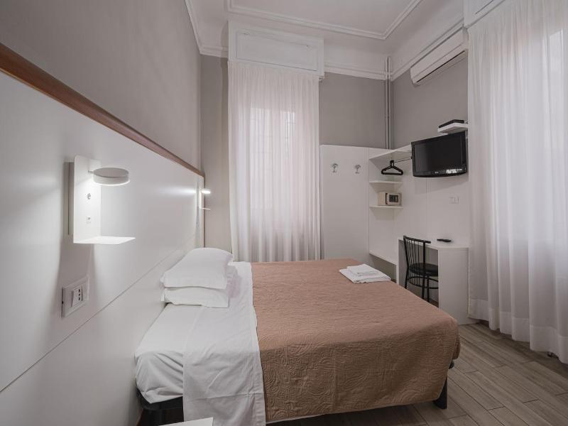 Hotel Bogart image