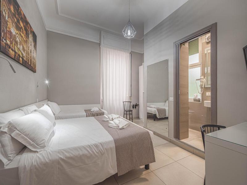 Hotel Bogart image