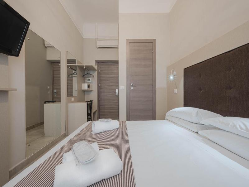 Hotel Bogart image