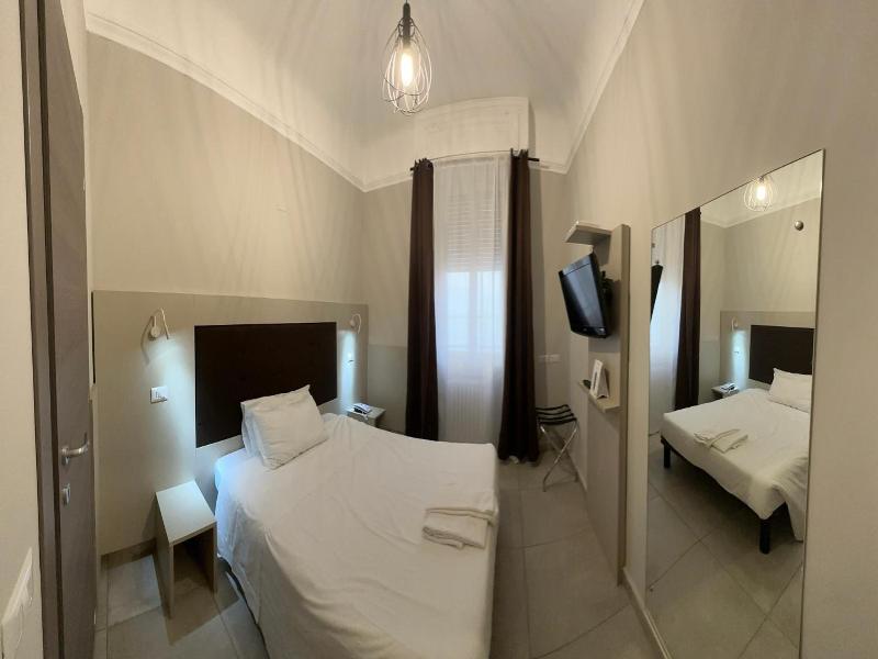 Hotel Bogart image