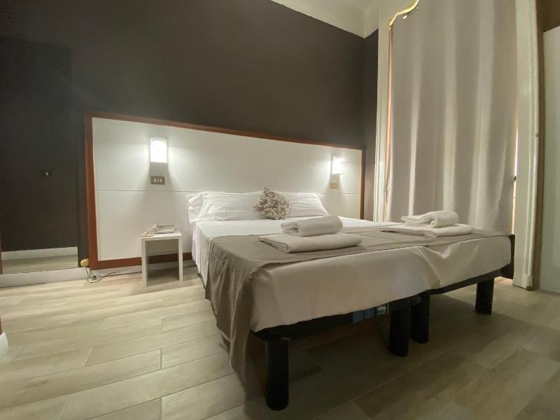 Hotel Bogart image