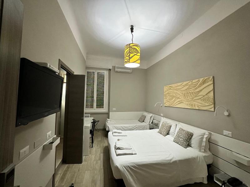 Hotel Bogart image