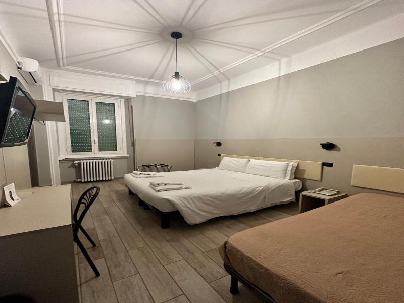 Hotel Bogart image