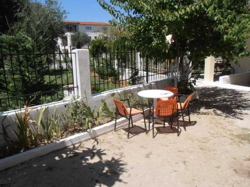 Elenas Garden - Image 5