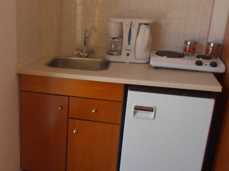 Elenas Garden - Image 9