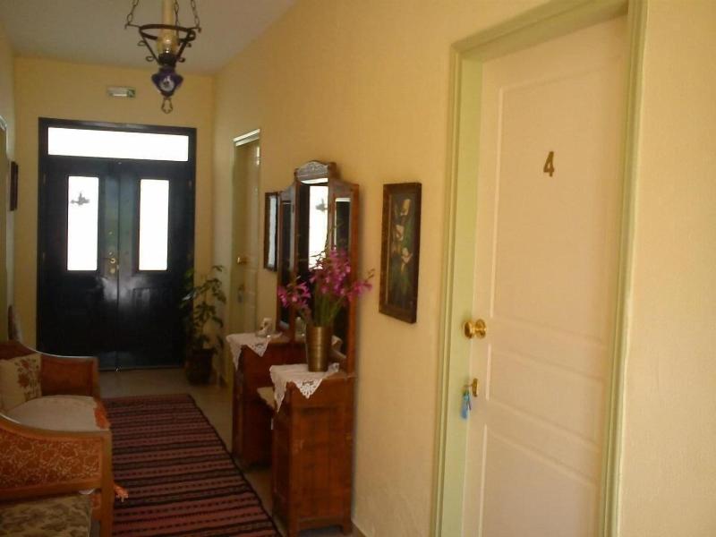 Hariklia Rent Rooms image