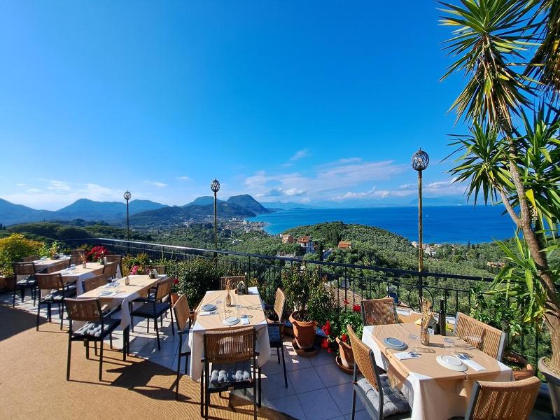 75 Steps Taverna And Accomodation image