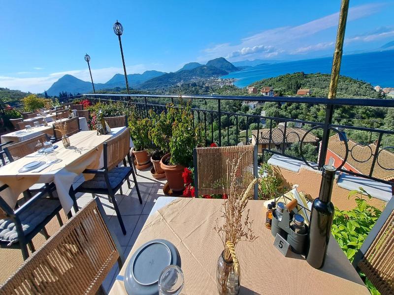 75 Steps Taverna And Accomodation image